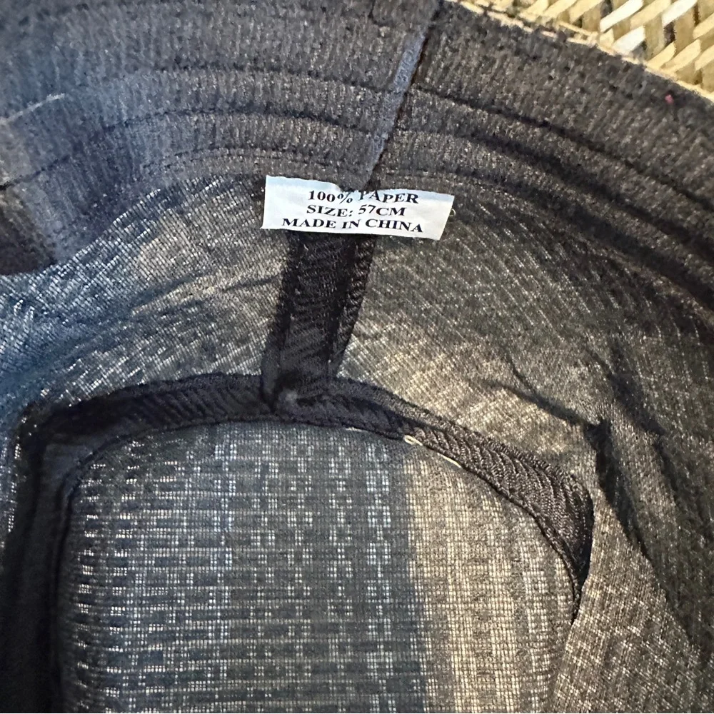 Stylish Straw Fedora Hat with Black Band - Picture 4 of 4